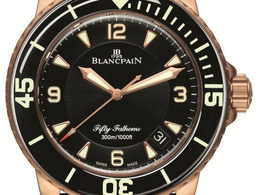 Fifty Fathoms Blancpain : un modèle au boitier or rouge satiné